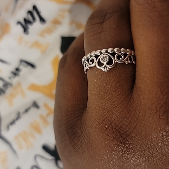 Pandora Princess Ring size 58 (8.5) - Picture 4 of 4